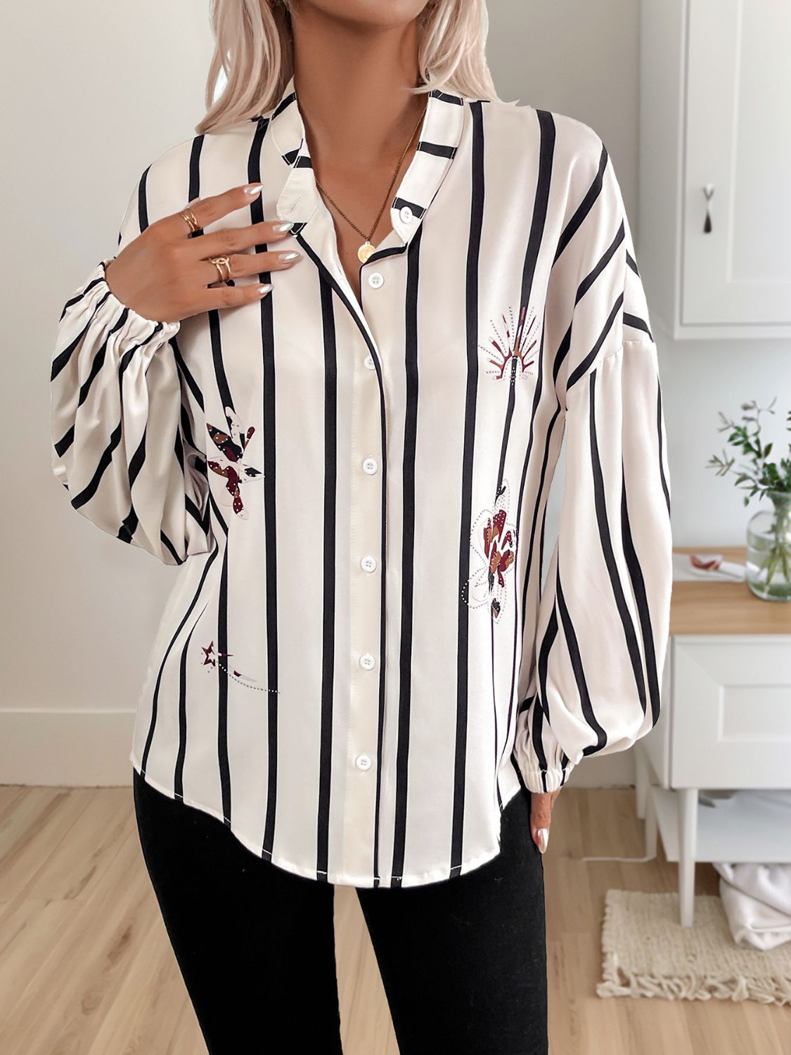 Bisou Striped Collared Long Sleeve Blouse