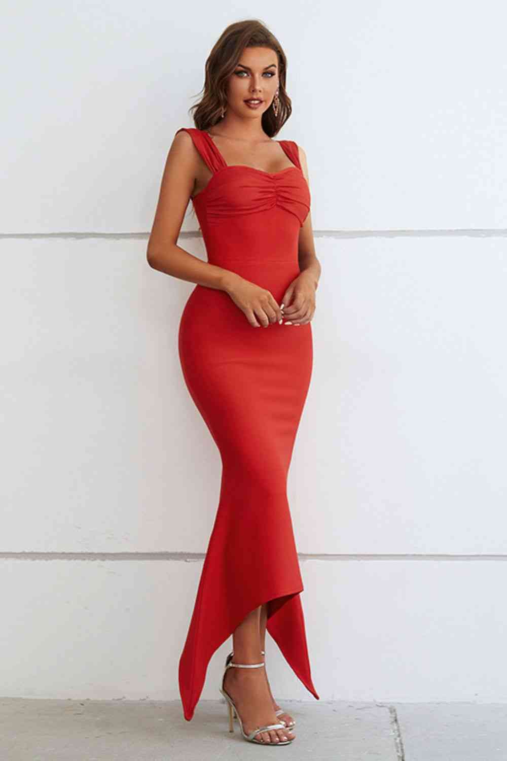 Chase & Cherish Sweetheart Neck Evening Gown